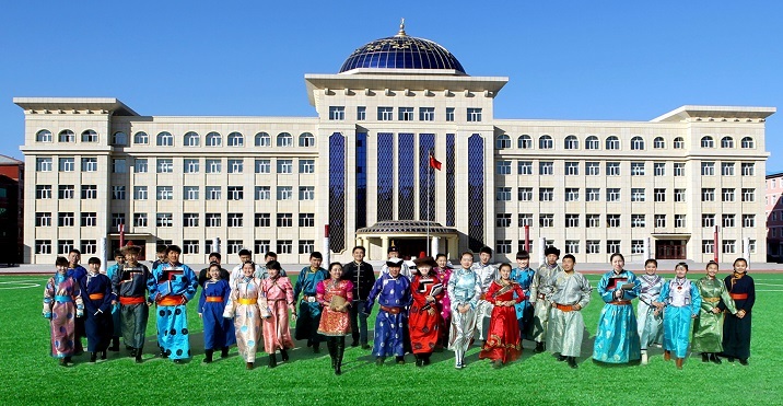 段:              高中 小组简介: 海拉尔第一中学教师网络校本研修坊